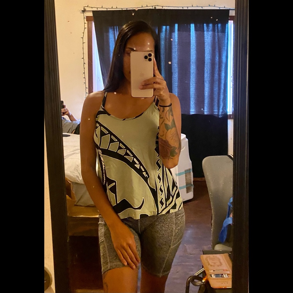 Wahine Toa top